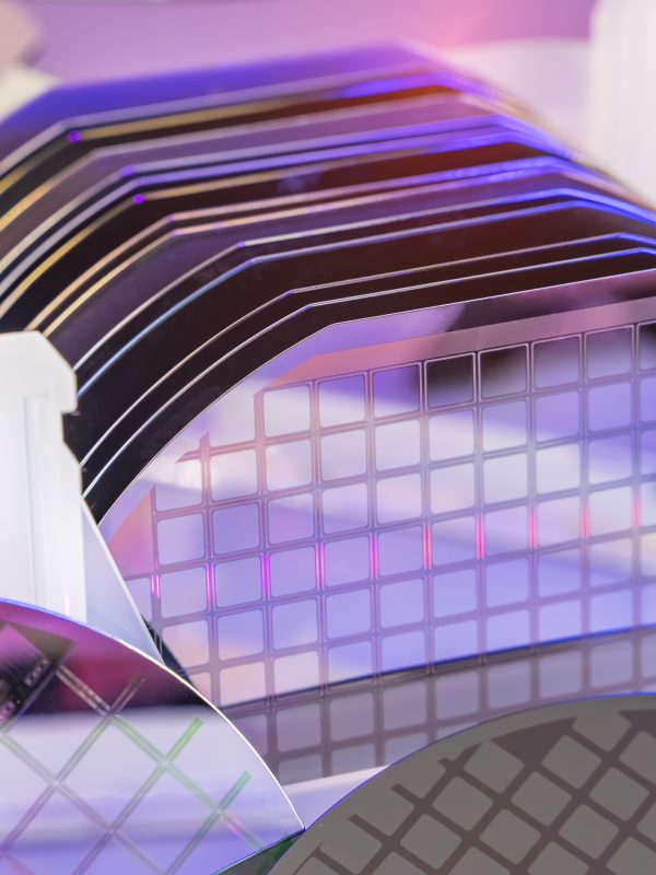 Silicon Wafers in plastic holder box